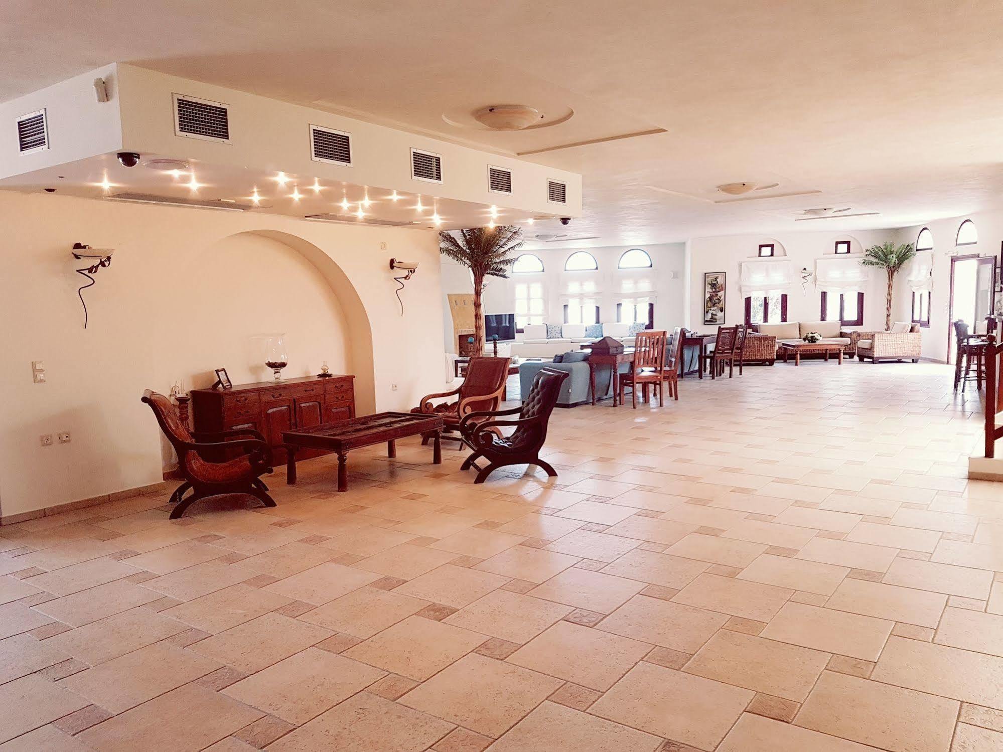 Naxos Palace Hotel Stelida  Exteriör bild